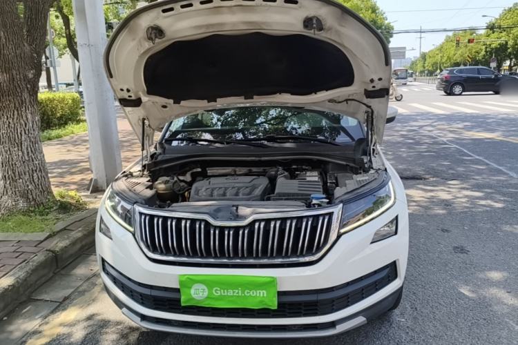 Used Skoda Kodiaq 2019 TSI330 5-Seat Two-Wheel Drive Luxury Enjoyment Edition China V Standard Engine Bay