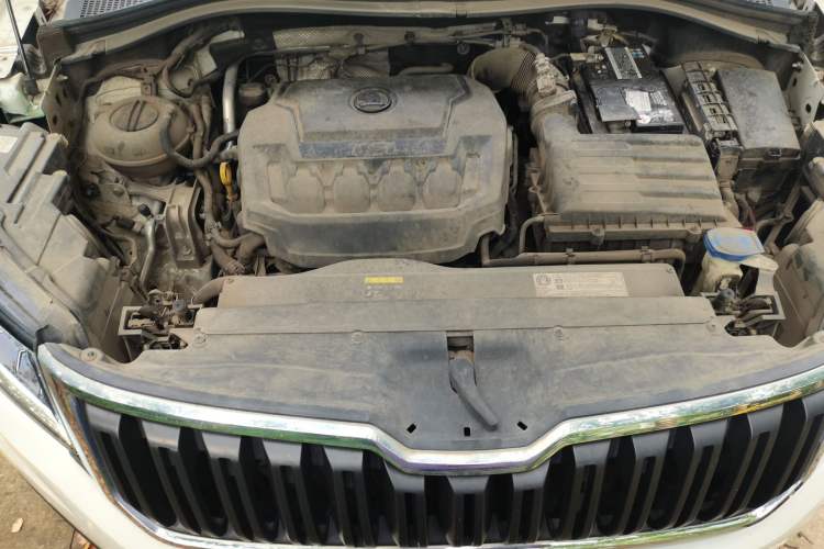 Used Skoda Kodiaq 2019 Restyled TSI330 5-Seater Two-Wheel Drive Standard Version China VI Engine Bay