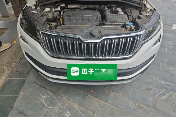 Used Skoda Kodiaq 2019 Facelifted TSI330 5-Seater Two-Wheel-Drive Luxury Enjoyment Edition China VI Standard Engine Bay