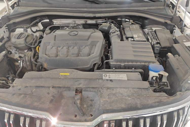 Used Skoda Kodiaq 2019 TSI330 5-Seat Two-Wheel Drive Luxury Enjoyment Edition China V Standard Engine Bay