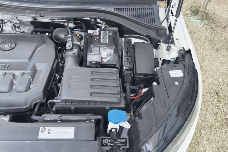 Used Skoda Kodiaq 2019 Restyled TSI330 5-Seater Two-Wheel Drive Comfort Version China VI Standard Engine Bay Left