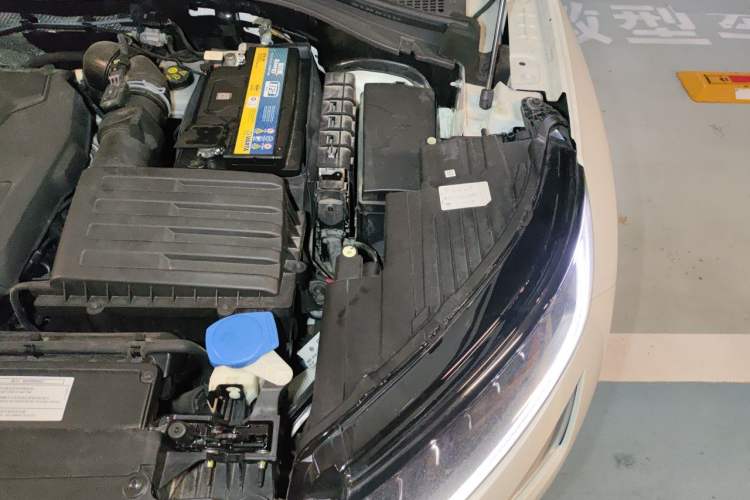 Used Skoda Kodiaq 2019 Facelifted TSI330 5-Seater Two-Wheel-Drive Luxury Enjoyment Edition China VI Standard Engine Bay Left