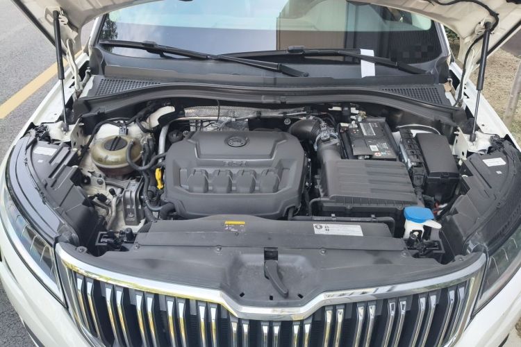 Used Skoda Kodiaq 2019 Restyled TSI330 5-Seater Two-Wheel Drive Comfort Version China VI Standard Engine Bay