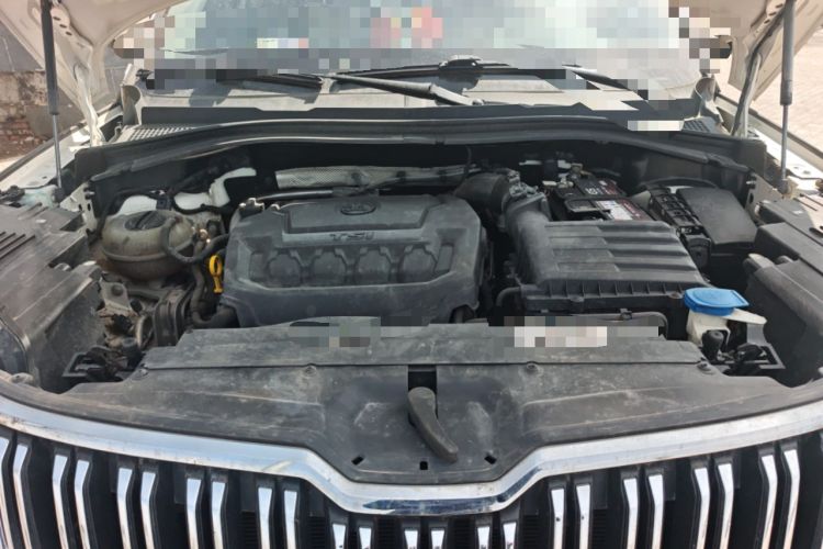 Used Skoda Kodiaq 2019 Facelifted TSI330 7-Seater Two-Wheel-Drive Luxury Enjoyment Edition China VI Standard Engine Bay