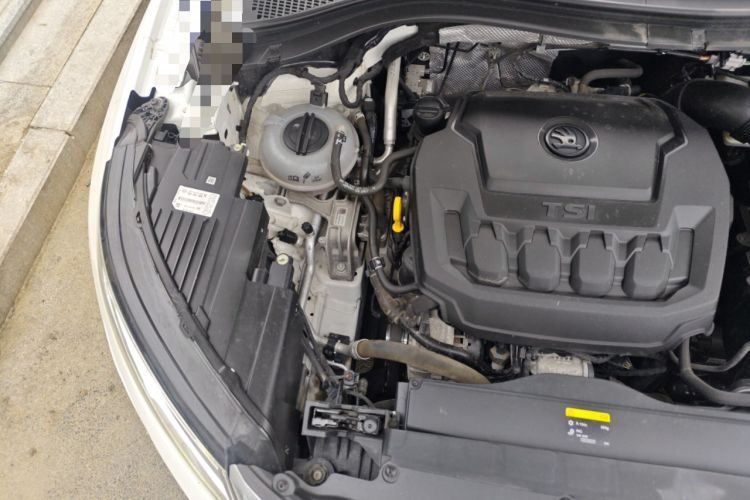 Used Skoda Kodiaq 2019 Facelifted TSI330 5-Seater Two-Wheel-Drive Luxury Enjoyment Edition China VI Standard Engine Bay Right