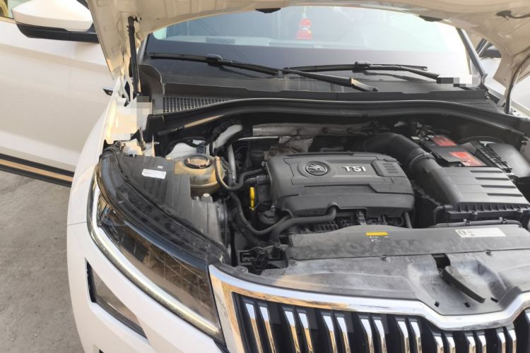 Used Skoda Kodiaq 2019 Facelifted TSI380 7-Seater All-Wheel-Drive Luxury Enjoyment Edition China VI Standard Engine Bay Right