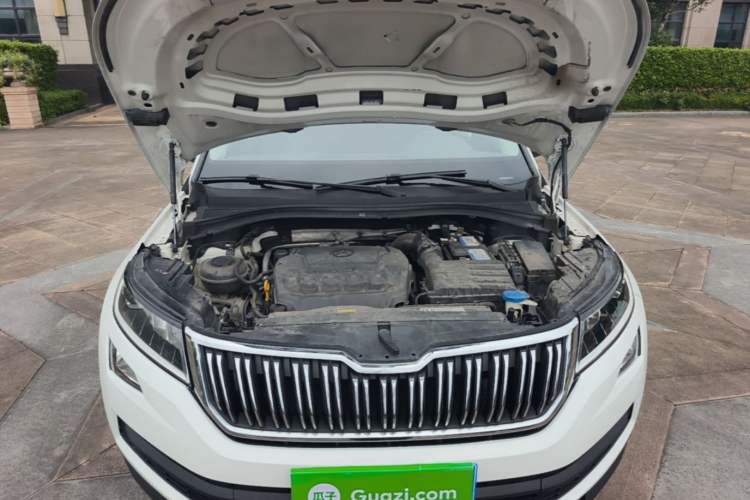 Used Skoda Kodiaq 2019 Restyled TSI330 5-Seater Two-Wheel Drive Standard Version China VI Engine Bay