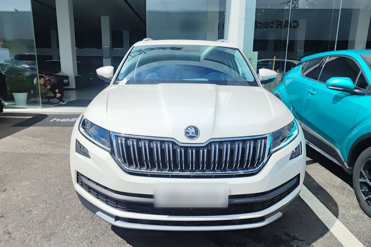 Used Skoda Kodiaq 2019 Facelifted TSI330 5-Seater Two-Wheel-Drive Luxury Enjoyment Edition China VI Standard Exterior 1