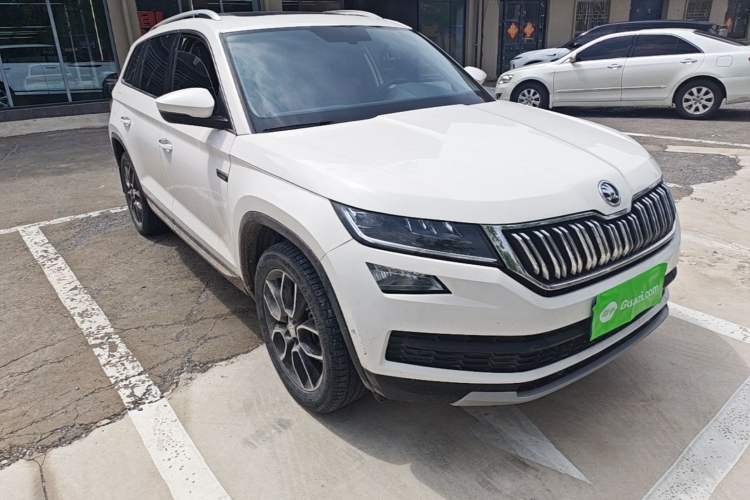 Used Skoda Kodiaq 2019 Facelifted TSI330 7-Seater Two-Wheel-Drive Luxury Enjoyment Edition China VI Standard Exterior 1
