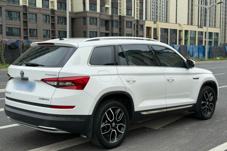 Used Skoda Kodiaq 2019 TSI380 7-Seater Four-Wheel-Drive Flagship Model China VI Standard Exterior 2