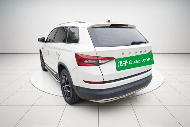 Used Skoda Kodiaq 2019 Facelifted TSI330 5-Seater Two-Wheel-Drive Luxury Enjoyment Edition China VI Standard Exterior 3