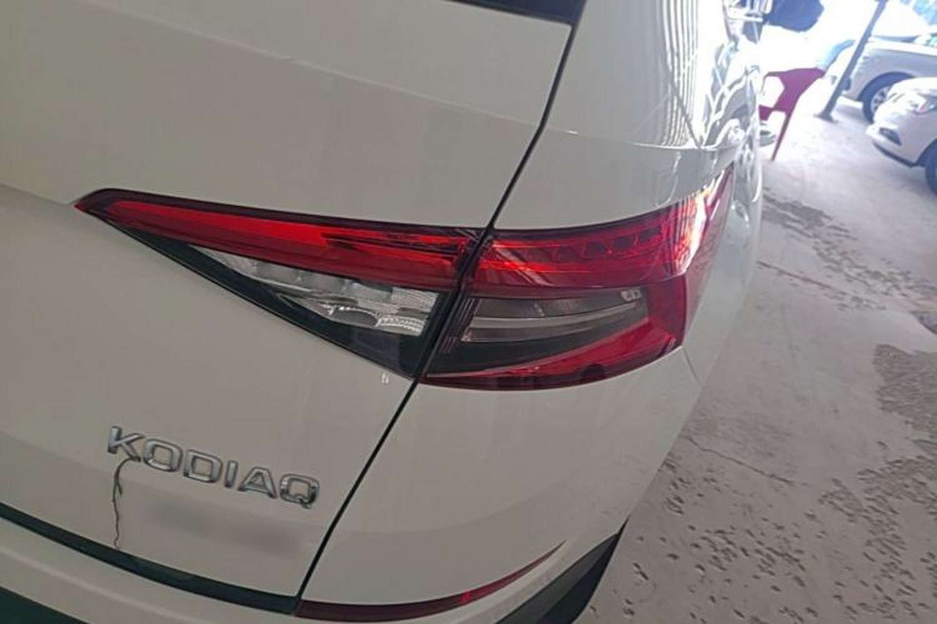 Used Skoda Kodiaq 2019 Facelifted TSI330 5-Seater Two-Wheel-Drive Luxury Enjoyment Edition China VI Standard Exterior 3