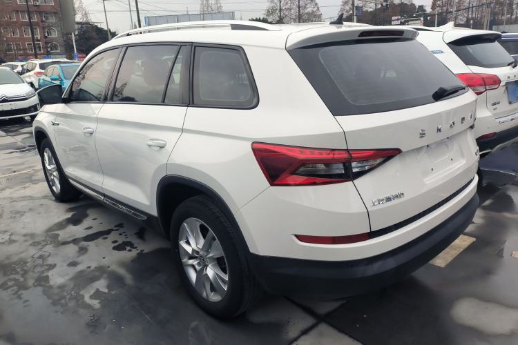 Used Skoda Kodiaq 2019 Restyled TSI330 7-Seater Two-Wheel Drive Comfort Edition China VI Standard Exterior 3