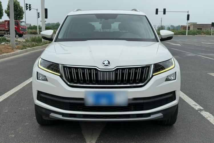 Used Skoda Kodiaq 2019 TSI380 7-Seater Four-Wheel-Drive Flagship Model China VI Standard Exterior 4