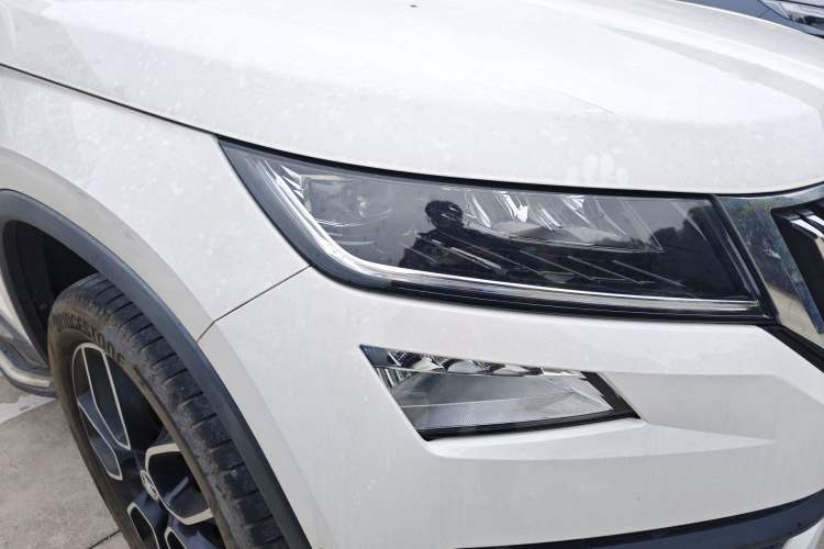 Used Skoda Kodiaq 2019 Facelifted TSI330 5-Seater Two-Wheel-Drive Luxury Enjoyment Edition China VI Standard Exterior 6