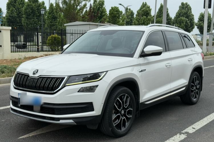 Used Skoda Kodiaq 2019 TSI380 7-Seater Four-Wheel-Drive Flagship Model China VI Standard Exterior 6
