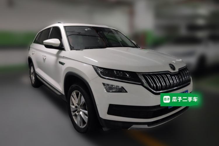 Used Skoda Kodiaq 2019 Facelifted TSI330 7-Seater Two-Wheel-Drive Luxury Enjoyment Edition China VI Standard Front Right 45 Deg