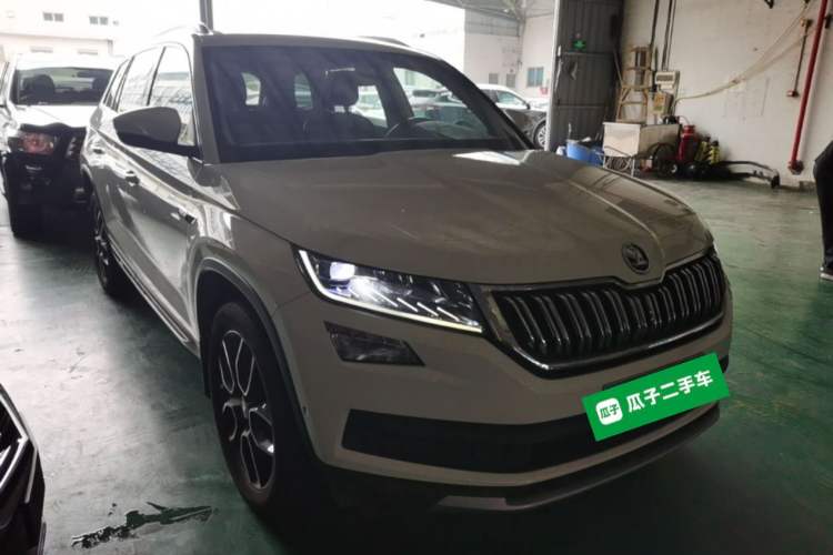 Used Skoda Kodiaq 2019 TSI330 7-Seater Two-Wheel-Drive Luxury Enjoyment Edition China VI Standard Front Right 45 Deg