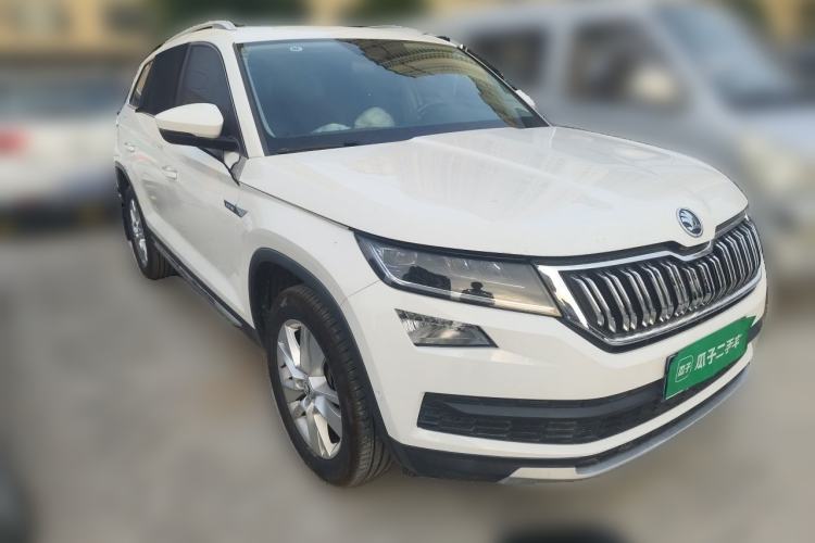 Used Skoda Kodiaq 2019 Facelifted TSI330 7-Seater Two-Wheel-Drive Luxury Enjoyment Edition China VI Standard Front Right 45 Deg