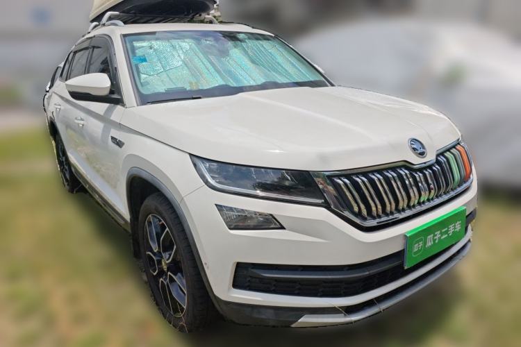 Used Skoda Kodiaq 2019 Facelifted TSI330 7-Seater Two-Wheel-Drive Luxury Enjoyment Edition China VI Standard Front Right 45 Deg