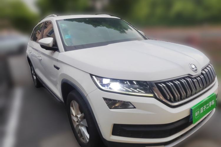 Used Skoda Kodiaq 2019 Facelifted TSI330 5-Seater Two-Wheel-Drive Luxury Enjoyment Edition China VI Standard Front Right 45 Deg