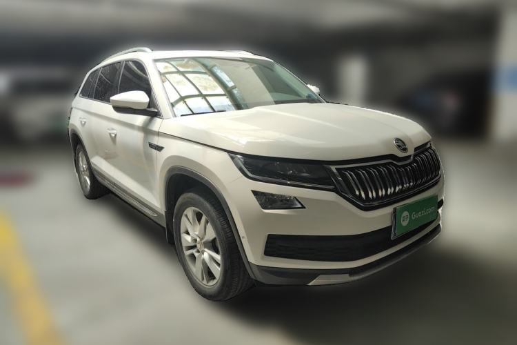 Used Skoda Kodiaq 2019 Facelifted TSI330 7-Seater Two-Wheel-Drive Luxury Enjoyment Edition China VI Standard Front Right 45 Deg