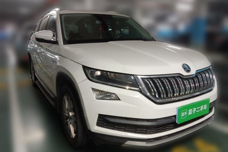Used Skoda Kodiaq 2019 Facelifted TSI330 5-Seater Two-Wheel-Drive Luxury Enjoyment Edition China VI Standard Front Right 45 Deg