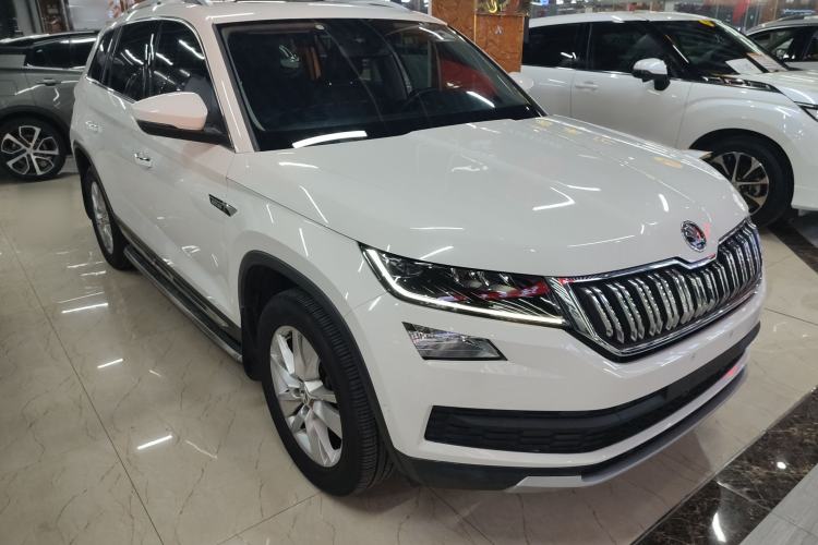 Used Skoda Kodiaq 2019 Facelifted TSI330 5-Seater Two-Wheel-Drive Luxury Enjoyment Edition China VI Standard Front Right 45 Deg
