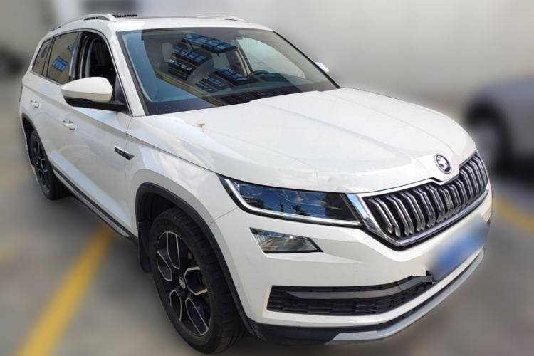 Used Skoda Kodiaq 2019 Facelifted TSI330 5-Seater Two-Wheel-Drive Luxury Enjoyment Edition China VI Standard Front Right 45 Deg