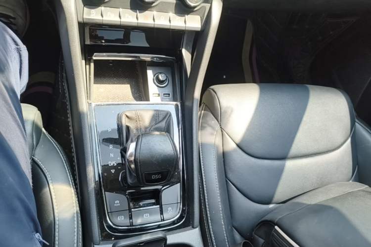 Used Skoda Kodiaq 2019 TSI330 5-Seat Two-Wheel Drive Luxury Enjoyment Edition China V Standard Gear Lever