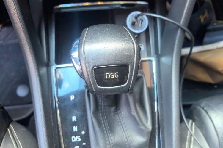 Used Skoda Kodiaq 2019 TSI380 7-Seater Four-Wheel Drive Luxury Enjoyment Edition China V Standard Gear Lever