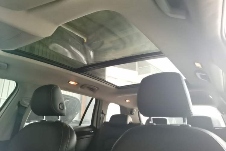 Used Skoda Kodiaq 2019 TSI330 7-Seater Two-Wheel-Drive Luxury Enjoyment Edition China VI Standard Headliner