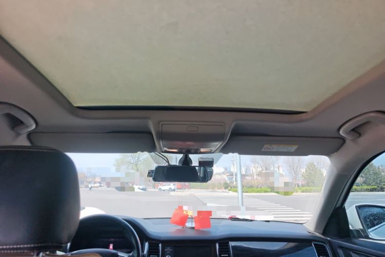 Used Skoda Kodiaq 2019 Facelifted TSI330 7-Seater Two-Wheel-Drive Luxury Enjoyment Edition China VI Standard Headliner