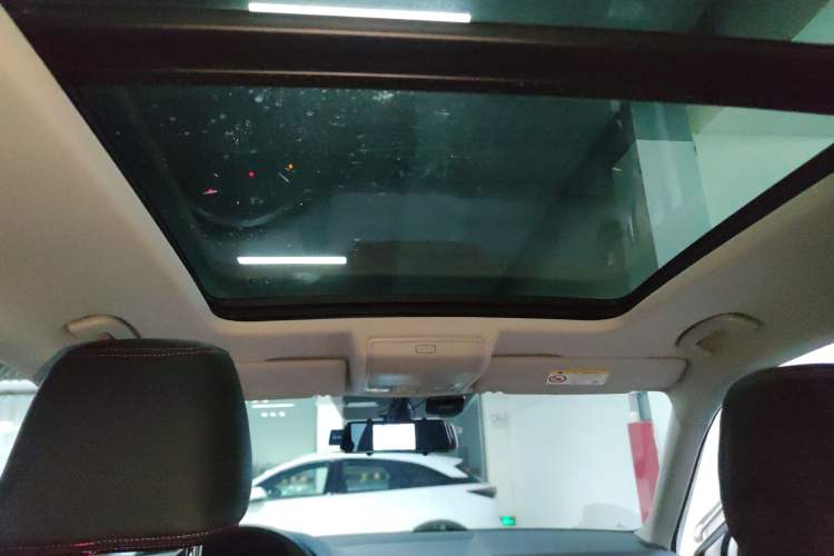 Used Skoda Kodiaq 2019 Restyled TSI330 5-Seater Two-Wheel Drive Standard Version China VI Headliner