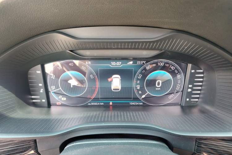 Used Skoda Kodiaq 2019 Facelifted TSI330 7-Seater Two-Wheel-Drive Luxury Enjoyment Edition China VI Standard Instrument Cluster