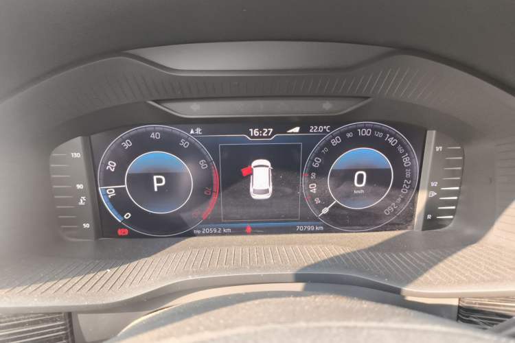 Used Skoda Kodiaq 2019 Facelifted TSI380 7-Seater All-Wheel-Drive Luxury Enjoyment Edition China VI Standard Instrument Cluster