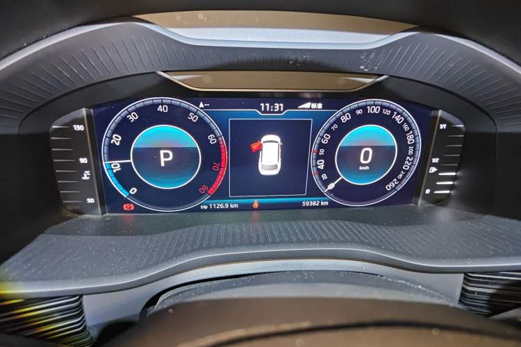 Used Skoda Kodiaq 2019 Facelifted TSI330 5-Seater Two-Wheel-Drive Luxury Enjoyment Edition China VI Standard Instrument Cluster