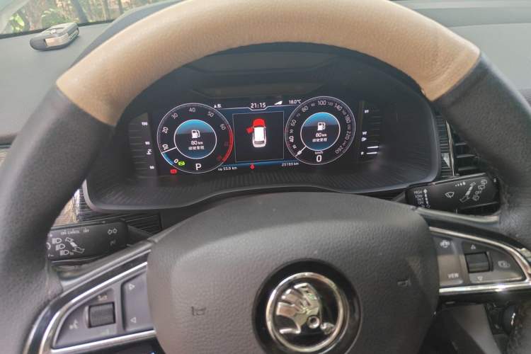 Used Skoda Kodiaq 2019 Facelifted TSI330 7-Seater Two-Wheel-Drive Luxury Enjoyment Edition China VI Standard Instrument Cluster