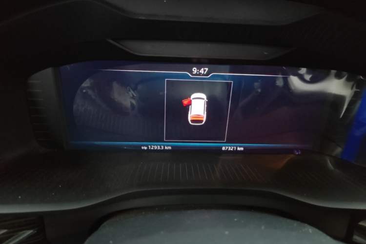 Used Skoda Kodiaq 2019 Facelifted TSI330 7-Seater Two-Wheel-Drive Luxury Enjoyment Edition China VI Standard Instrument Cluster