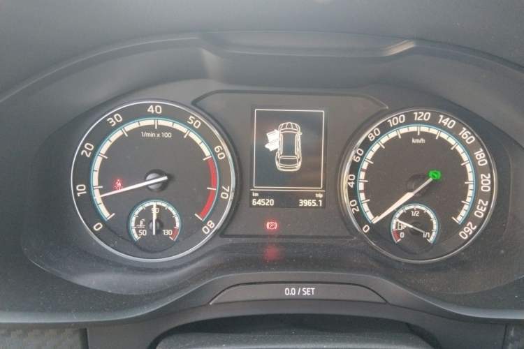 Used Skoda Kodiaq 2019 Restyled TSI330 5-Seater Two-Wheel Drive Standard Version China VI Instrument Cluster