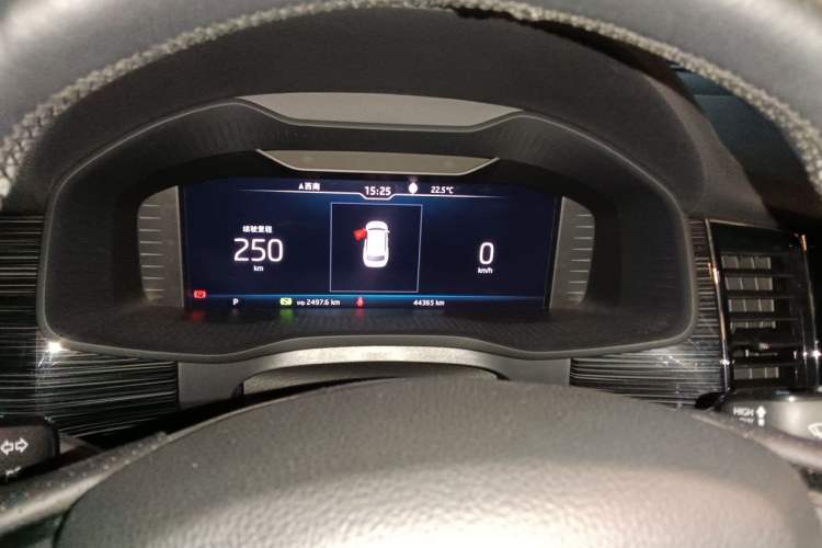 Used Skoda Kodiaq 2019 Facelifted TSI330 5-Seater Two-Wheel-Drive Luxury Enjoyment Edition China VI Standard Instrument Cluster