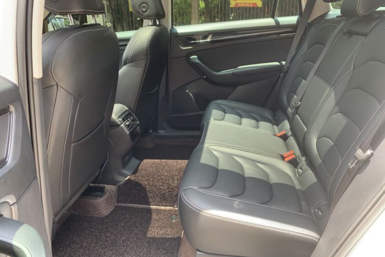 Used Skoda Kodiaq 2019 TSI330 5-Seat Two-Wheel Drive Luxury Enjoyment Edition China V Standard Interior 2