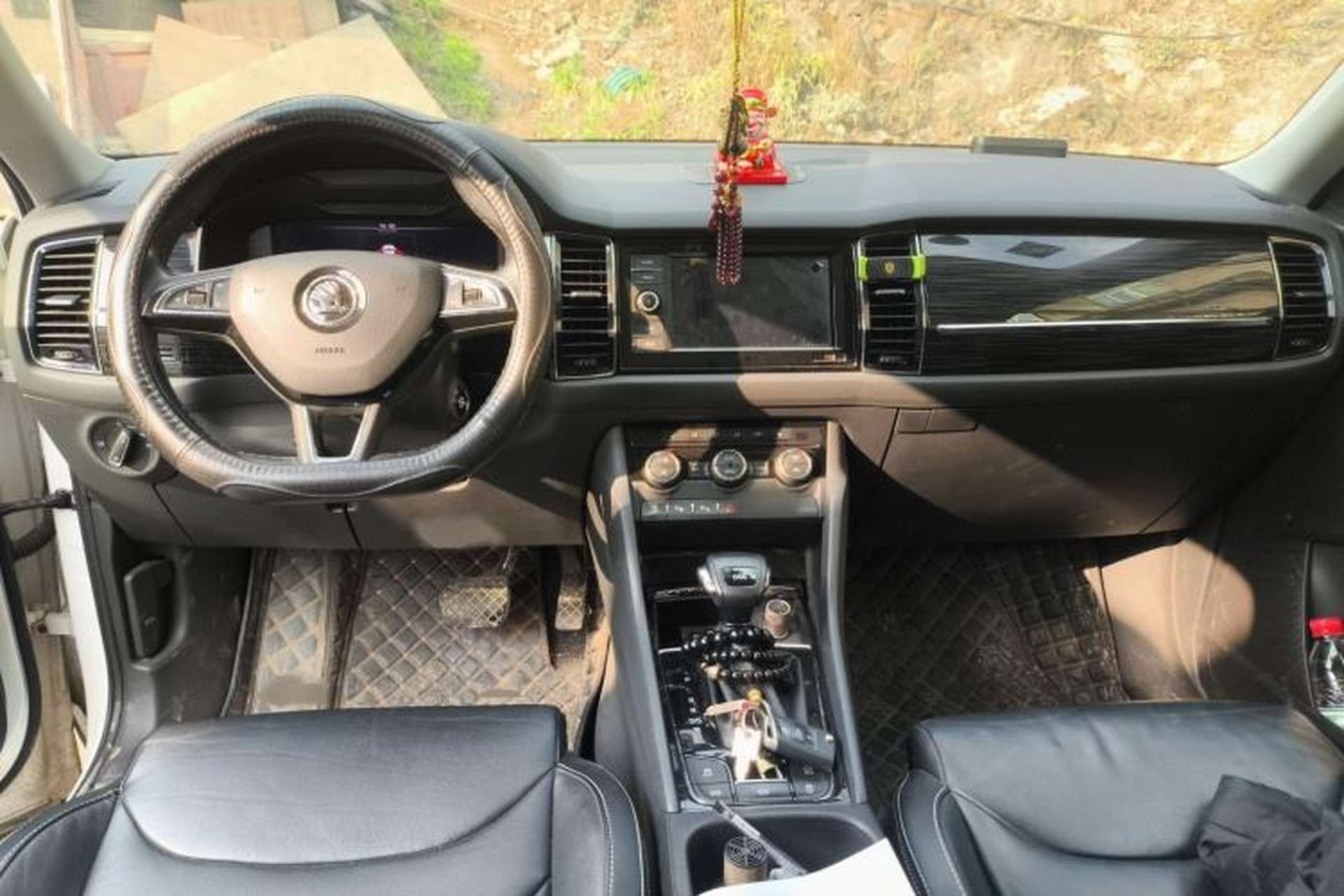 Used Skoda Kodiaq 2019 Facelifted TSI380 7-Seater All-Wheel-Drive Luxury Enjoyment Edition China VI Standard Interior 2