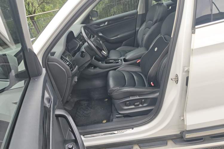 Used Skoda Kodiaq 2019 Facelifted TSI330 7-Seater Two-Wheel-Drive Luxury Enjoyment Edition China VI Standard Left Front Seat