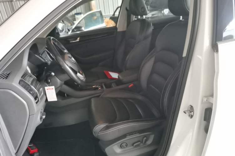 Used Skoda Kodiaq 2019 TSI330 7-Seater Two-Wheel-Drive Luxury Enjoyment Edition China VI Standard Left Front Seat