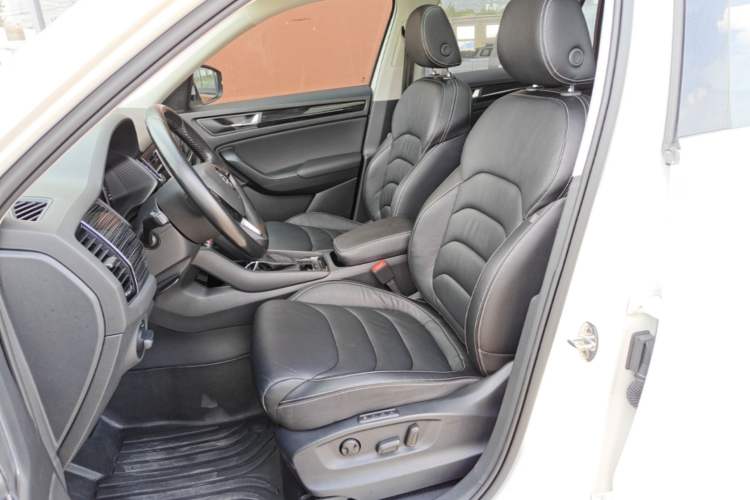 Used Skoda Kodiaq 2019 Facelifted TSI330 7-Seater Two-Wheel-Drive Luxury Enjoyment Edition China VI Standard Left Front Seat