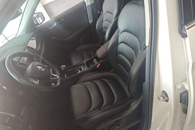 Used Skoda Kodiaq 2019 Facelifted TSI330 5-Seater Two-Wheel-Drive Luxury Enjoyment Edition China VI Standard Left Front Seat