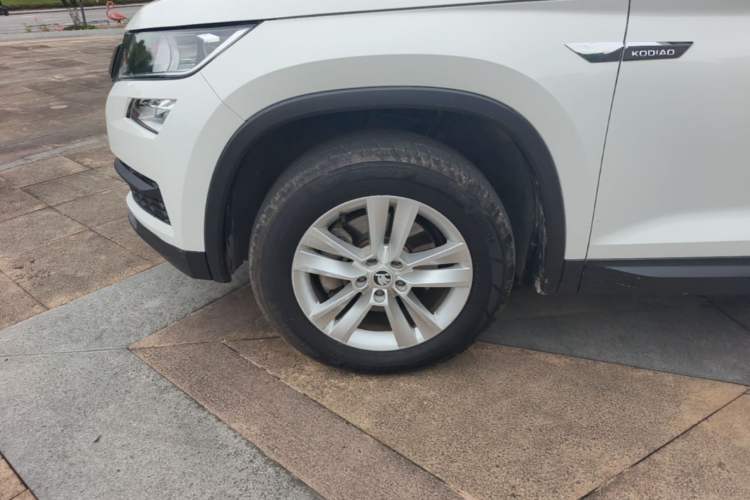 Used Skoda Kodiaq 2019 Restyled TSI330 5-Seater Two-Wheel Drive Standard Version China VI Left Front Wheel Hub