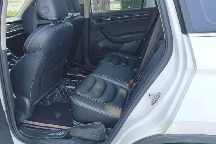 Used Skoda Kodiaq 2019 TSI330 5-Seat Two-Wheel Drive Luxury Enjoyment Edition China V Standard Left Rear Seat