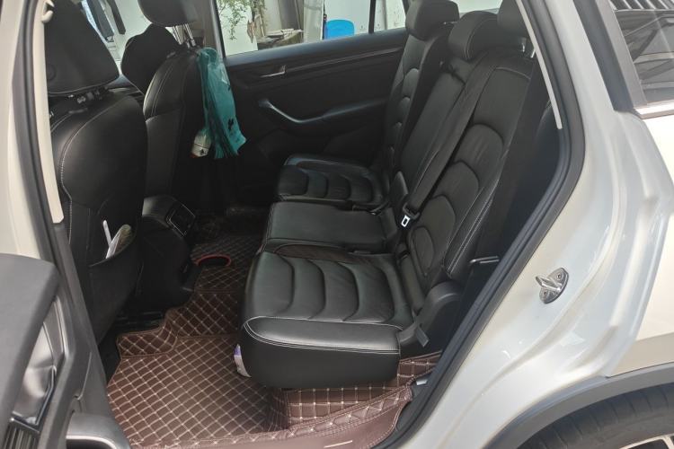 Used Skoda Kodiaq 2019 Facelifted TSI330 7-Seater Two-Wheel-Drive Luxury Enjoyment Edition China VI Standard Left Rear Seat